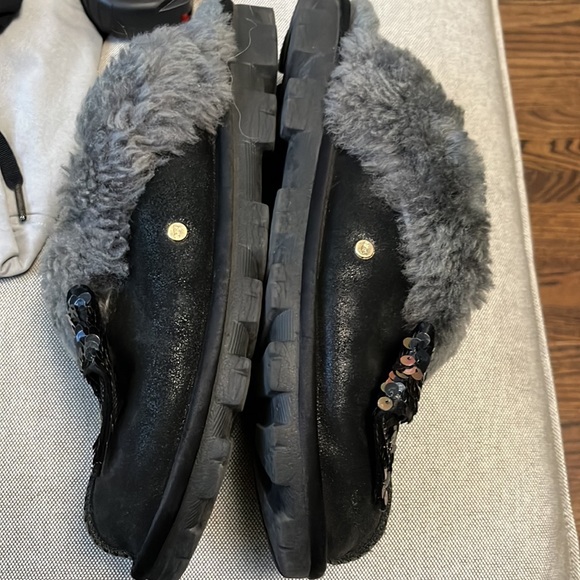 Ugg Coquette Sequin Bow Black Slippers - Picture 3 of 6